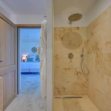 Domaine De Privadiere 5* Garrigues-et-Sainte-Eulalie
