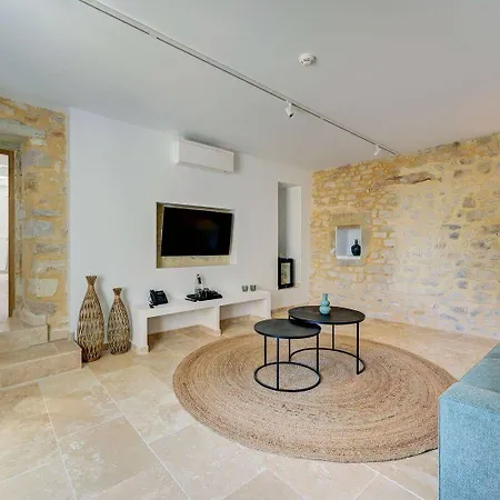 فندق Domaine De Privadiere 5*