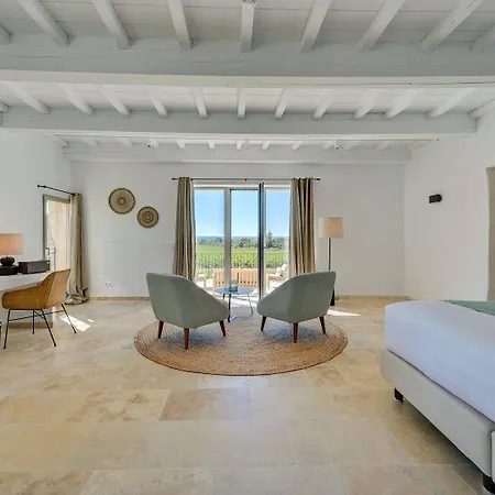 فندق Domaine De Privadiere 5*