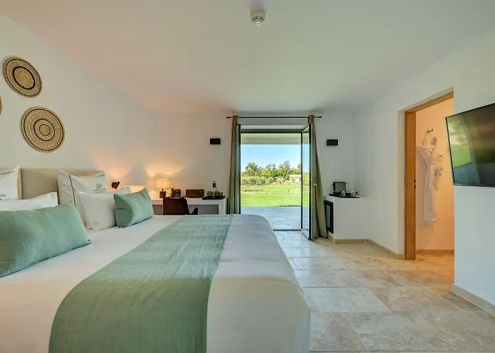 Domaine De Privadiere 5* Garrigues-et-Sainte-Eulalie