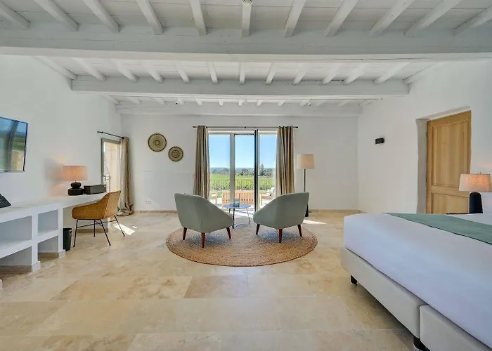 Отель Domaine De Privadiere 5*
